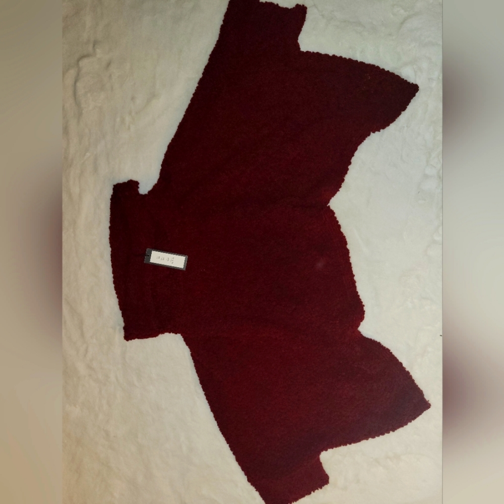 SWEATER..